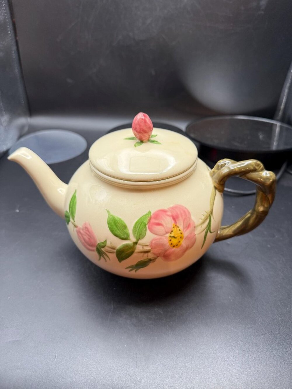 Desert Rose Teapot USA